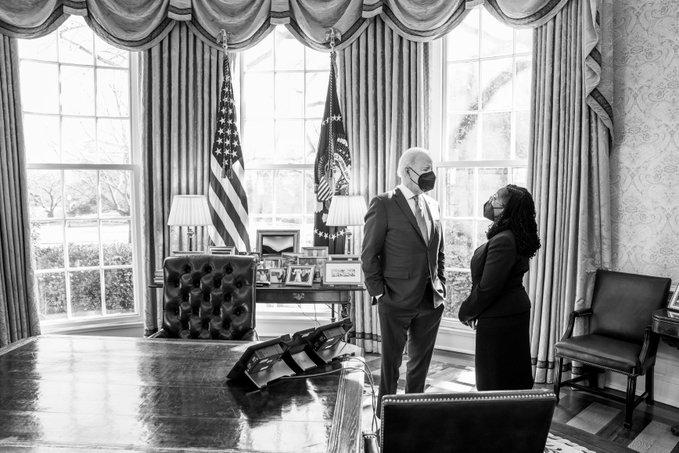 oval office is now conference room.jpg